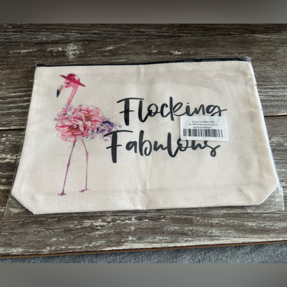 Flocking Fabulous Flamingo Zippered Cosmetic‎ Bag Pouch New In Package Travel